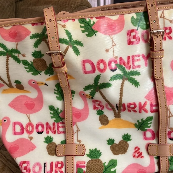 Dooney - Picture 4 of 4